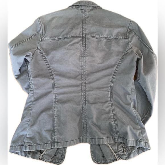 Aéropostale Women’s Dusty Blue Denim Button-up Jacket - Picture 3 of 5